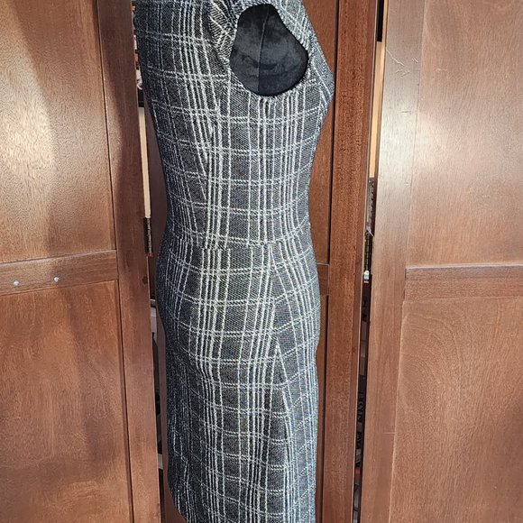 CUTE Banana Republic Fitted Plaid Sheath Mini Dress Size 2 - Picture 3 of 10